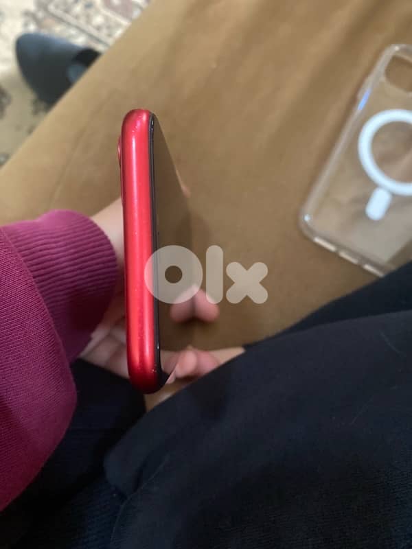 iPhone 11 very clean 3