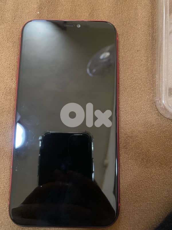 iPhone 11 very clean 4