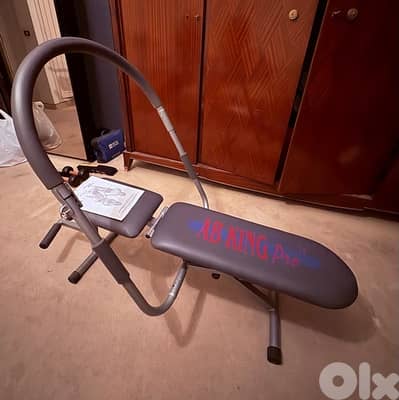 Banc de musculation pour abdominaux.