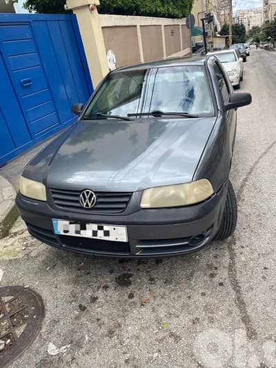 Volkswagen Golf 2004
