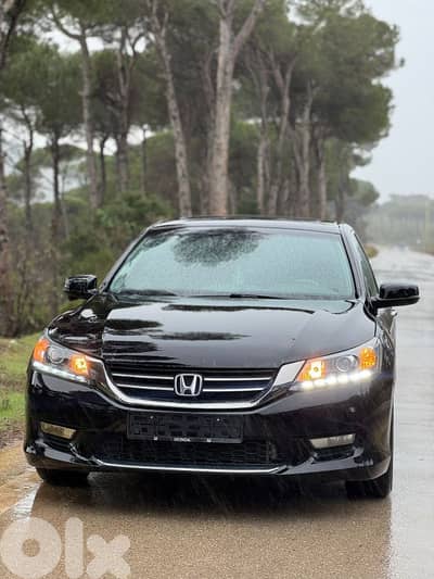 هوندا أكورد 2015