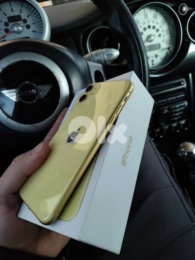 iPhone 11 ( 128 Gb ) Battery 72 % dod l may wala jere7