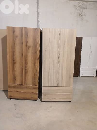 خزانة درفتين حجم وسط تفصيل جديد