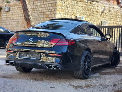 2016 Mercedes-Benz C200 Coupe AMG-Line