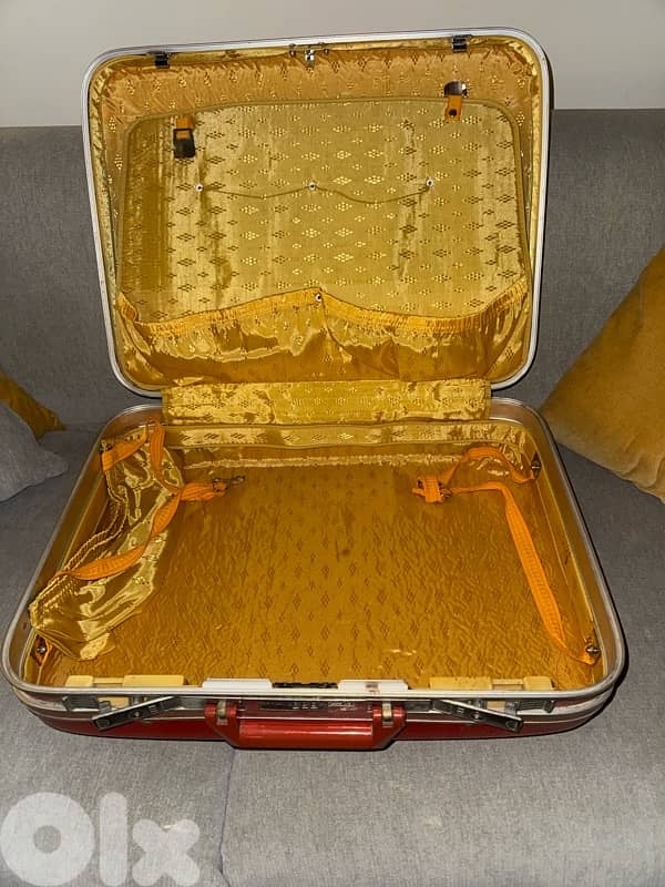 vintage luggage 2