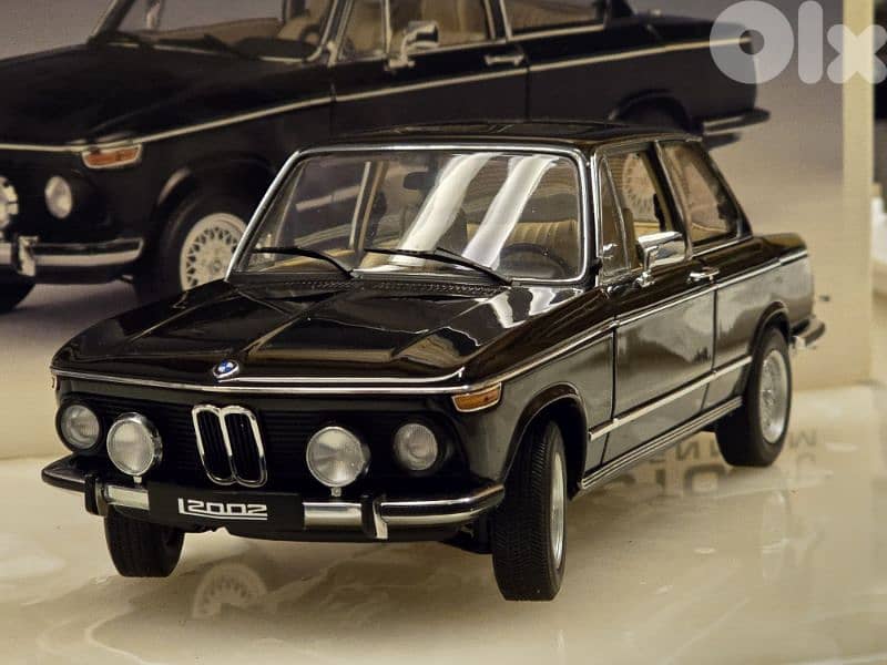 1:18 Autoart BMW L2002 Tii 2