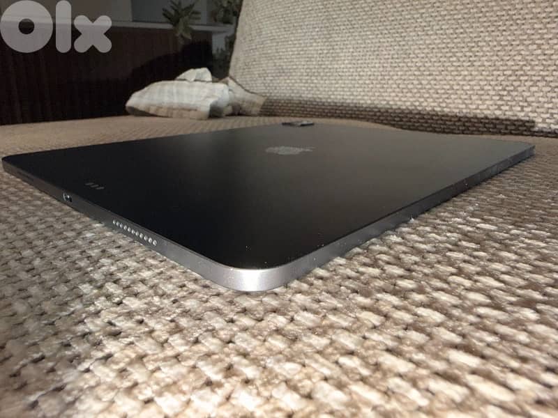 IPad Pro 12.9 inch (5th generation) 3