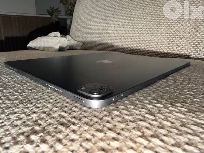 IPad Pro 12.9 inch (5th generation) 4