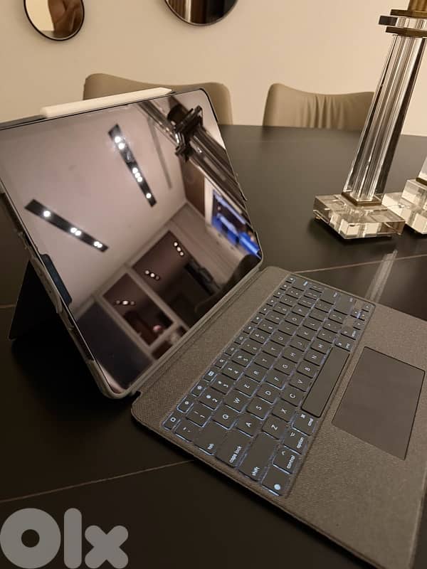 IPad Pro 12.9 inch (5th generation) 8