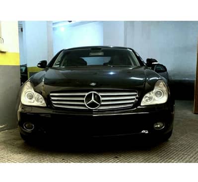 Mercedes-Benz 500 CLS mod  2006 super clean car as new
