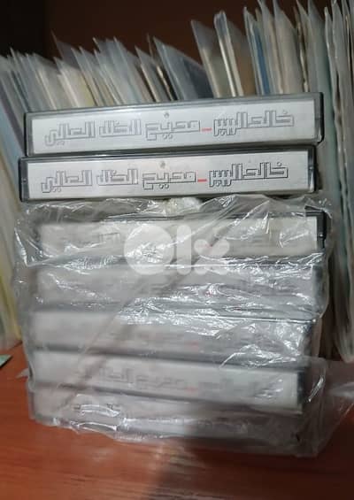 كاسيت مديح الظل ونادر