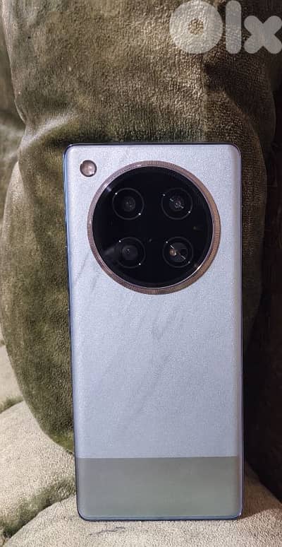 infinix zero 40 4g 512  ma ma3o shi