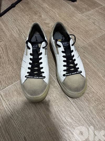 Sneaked leather shoes size 43