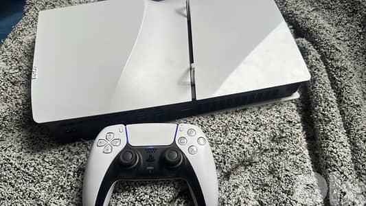 ps5 slim 1 terra europe used only 2 days for sale 520$ new costs 650$
