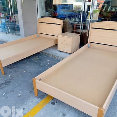 تختين كمبوند اوروبي شبه جديد متنين