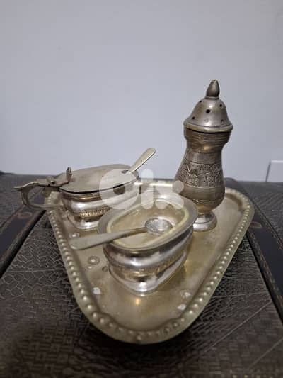 Ensemble sel/poivre/moutarde sur plateau - Métal argenté