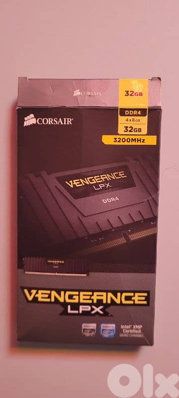 corsair rams 2x8gb+1 free ddr4 3200 mhz vengeance lpx 1