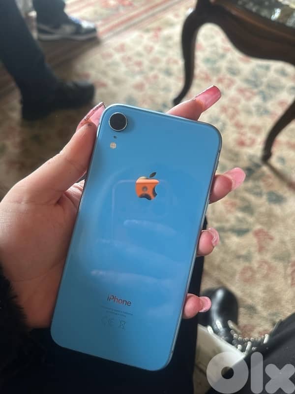 IPHONE XR ( 0 scratches ) 128 gb 1