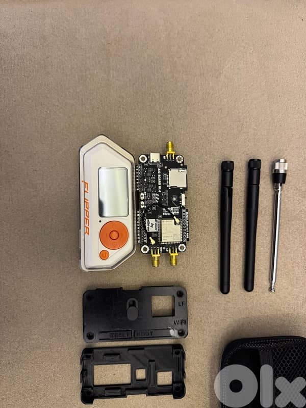 Hacking Flipper Zero + AIO 3 in 1 Dev Board (Stronger Wifi Dev Board) 2