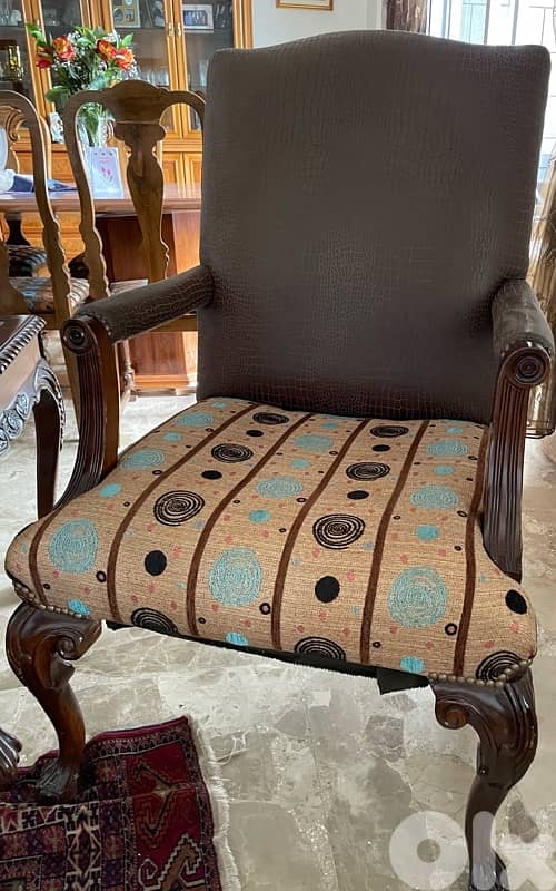 Salon Sofas and Chairs 3