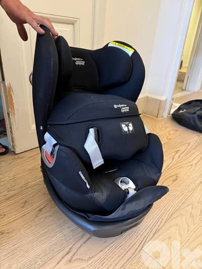stroller and car seat