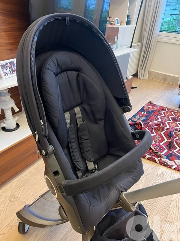 stroller and car seat 3