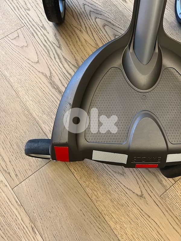 stroller and car seat 9