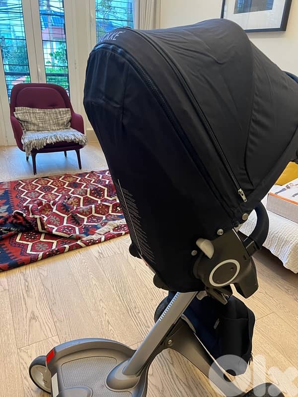 stroller and car seat 11