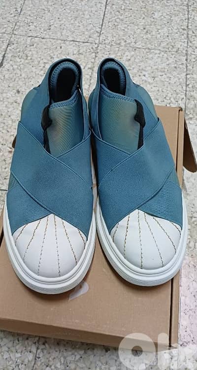 Used Shoes Size 40-41 [like new]