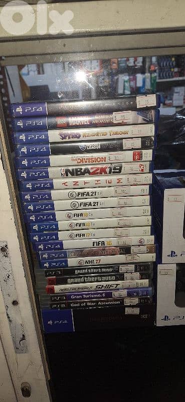 PS4 DISCS 2