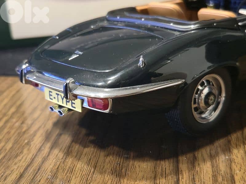 1:18 Autoart Jaguar E-TYPE 4