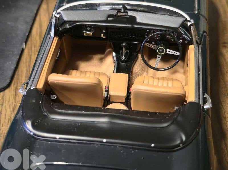 1:18 Autoart Jaguar E-TYPE 6