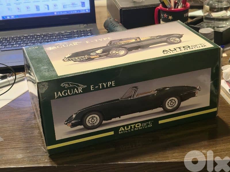 1:18 Autoart Jaguar E-TYPE 10