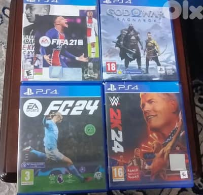 4 PS4 used cds