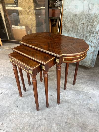 Frensh set coffe table طقم طاولات فرنسي ناعم خشب جوز تنزيل برونز