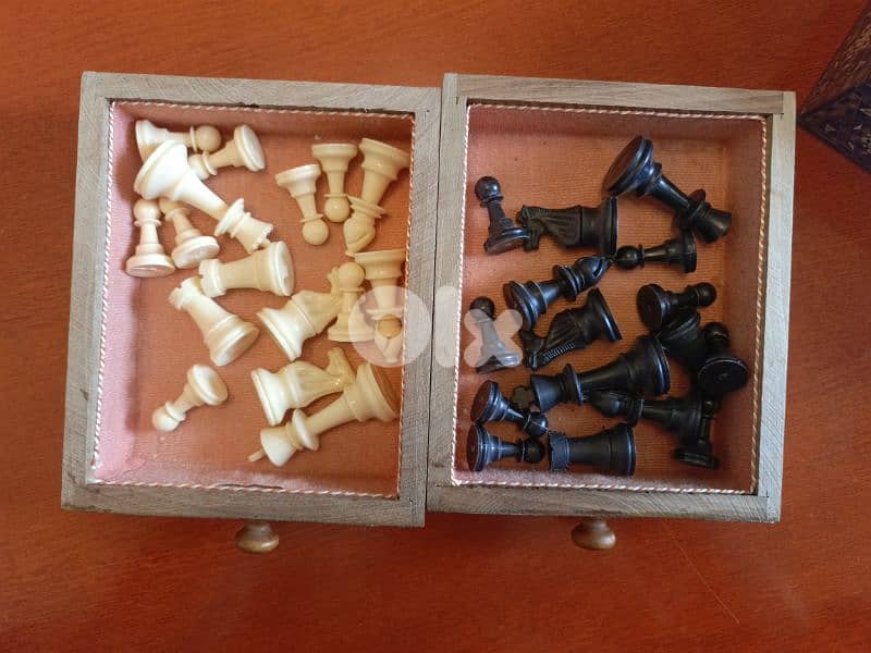 Premium Vintage Levantine Chess 7