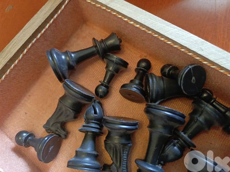 Premium Vintage Levantine Chess 9