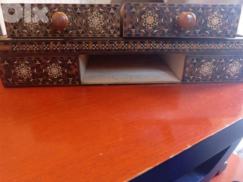 Premium Vintage Levantine Chess 12