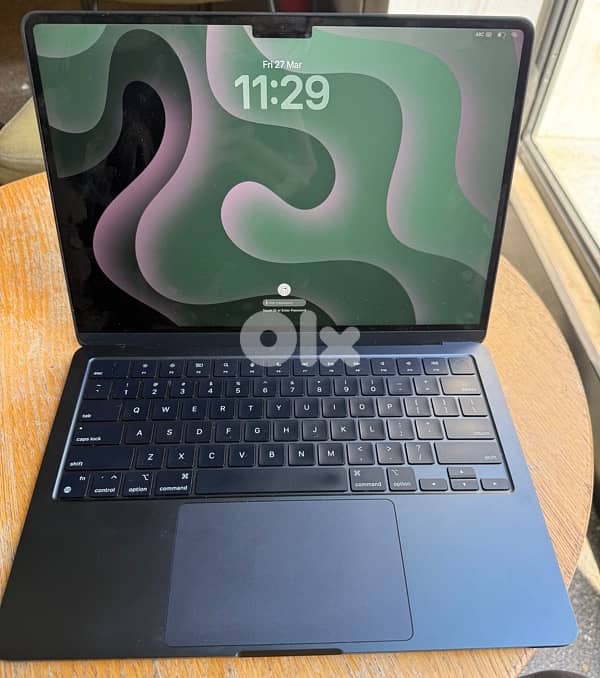 MacBook air m3 13 inches 1