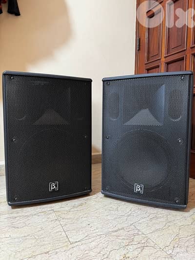 Beta 3 Speakers