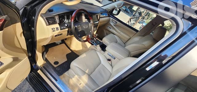 Lexus LX-Series 2009