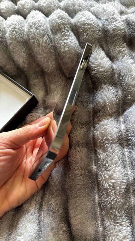 iPhone 13 Pro Max For Sale 3