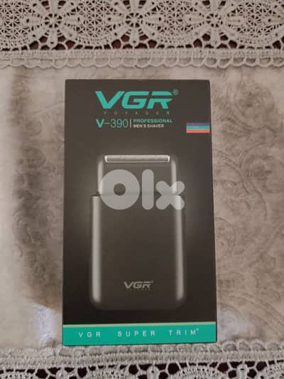 مكنة حلاقة للبيع رجالي ماركة VGR لي تنعيم ذقن شبه جديد السعر 5$