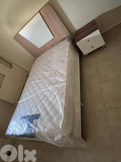 New bedroom for sale ‏غرفة نوم مجهزة بالكامل للبيع