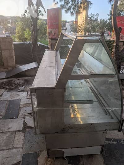 براد واجهة حجم كبير