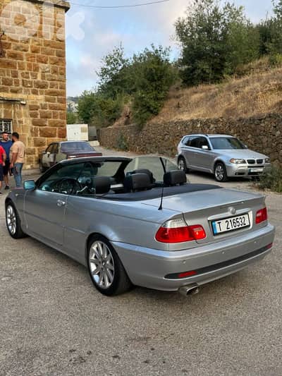 بي ام دبليو الفئة 1 2005