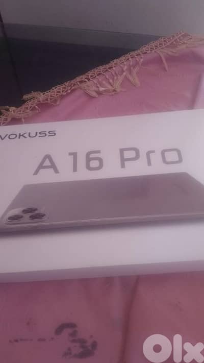 موجد في صيدا تاب معو كيبورد و ماوس و علبته ١٠٠٠ جيغا ١٦ رام جديد ١١٥$