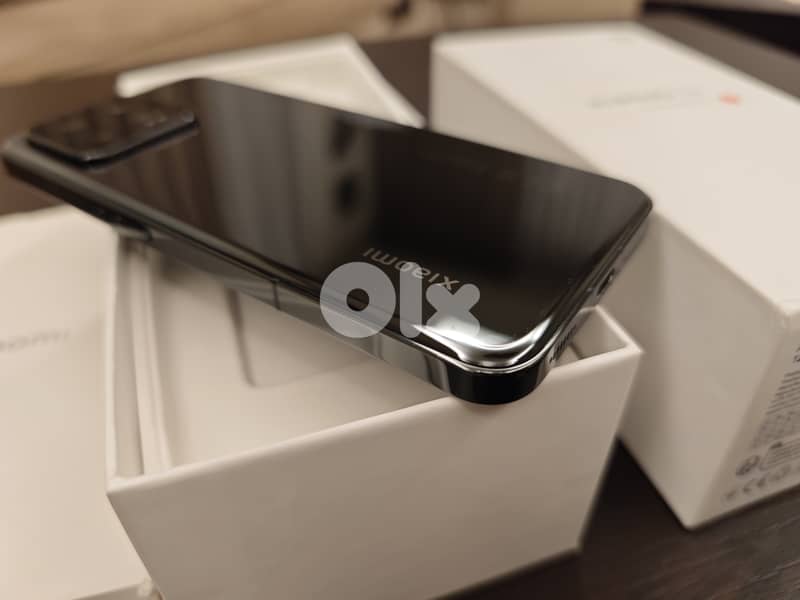 Xiaomi 13 - 12/256gb 1