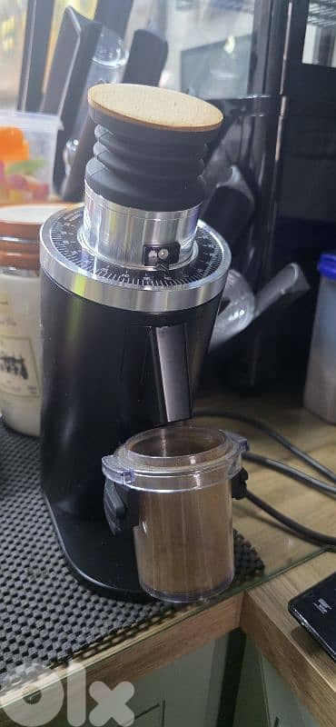 espresso machine, grinder and the equipment 2