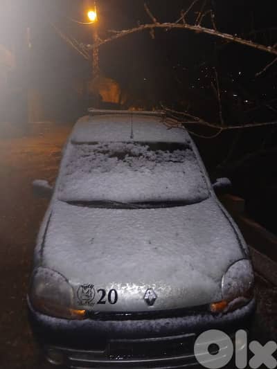 رينو كانجو 2000